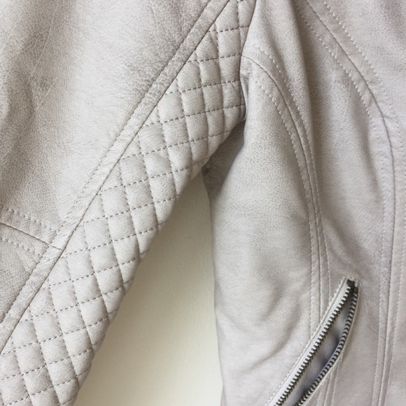 Guess Jacket - Picture 3 of 6